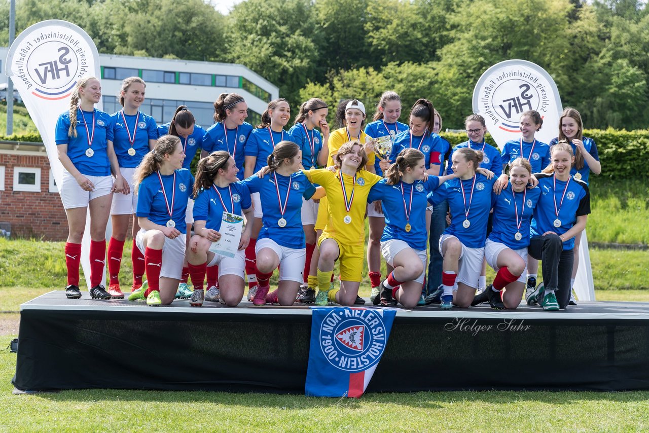 Bild 122 - wBJ SH-Pokalfinale  Holstein-Kiel - SV Viktoria : Ergebnis: 1:0